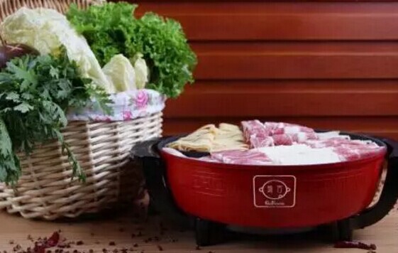 他為何對(duì)火鍋外賣(mài)如此執(zhí)著？|餐飲界