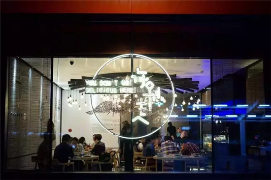 外婆家旗下“你別走”制全蝦宴，吳國平還想做什么？|餐飲界