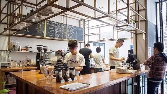精品咖啡館越來(lái)越紅火，這個(gè)市場(chǎng)該怎么拿？