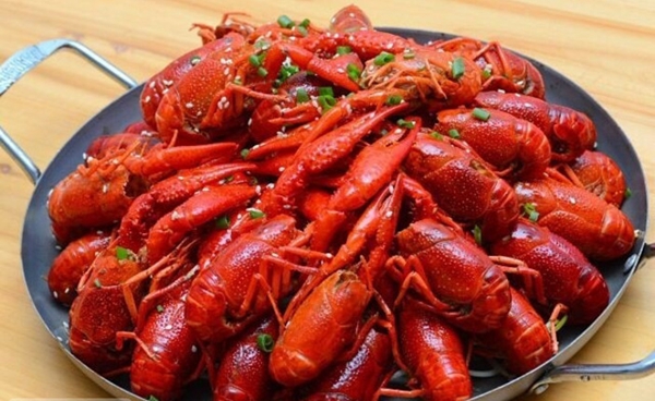 80后華為男如何將油悶大蝦賣(mài)出百萬(wàn)業(yè)績(jī)！