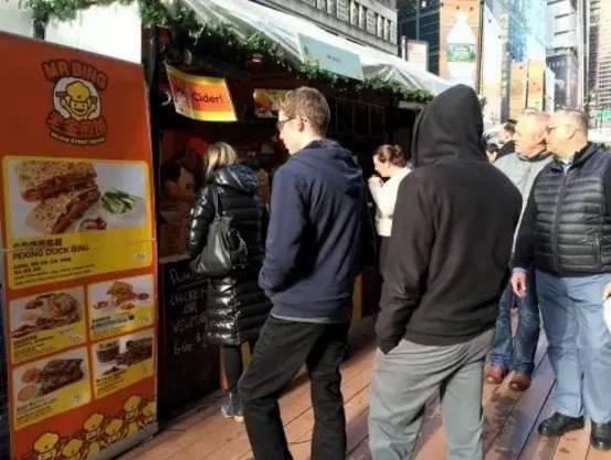 投行副總裁辭職賣煎餅！100元一個，紐約人還紛紛排隊？|餐飲界