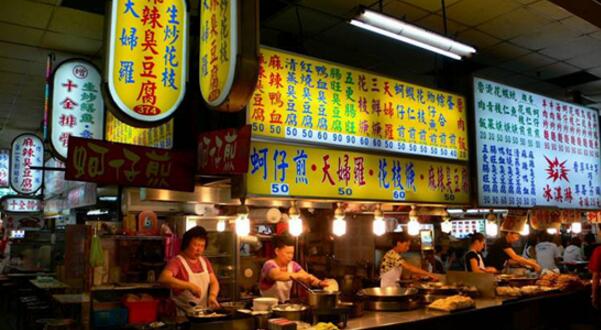 上海多區(qū)探索小餐飲備案制 情與法如何平衡？