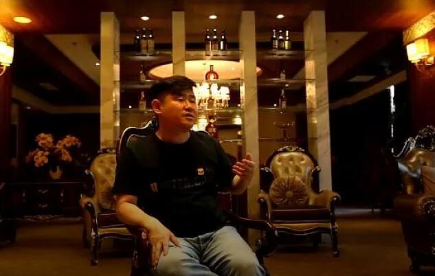 從車庫賣烤鴨到做外賣年入3億，揭秘金百萬新三板背后的舍棄與思考