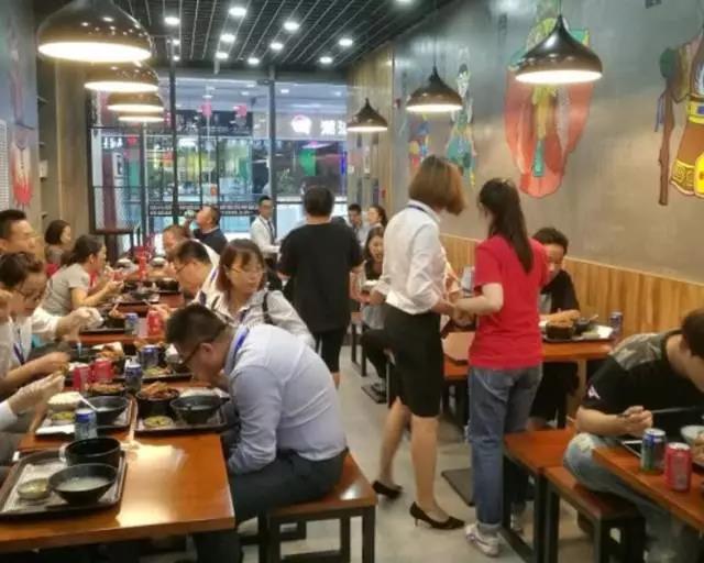 開(kāi)店100問(wèn) | 開(kāi)一家店到底要花多少錢？你該知道這幾條成本紅線|餐飲界