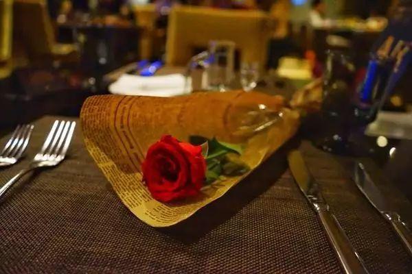 6個餐廳營銷怪招，讓顧客心甘情愿多掏錢！|餐飲界