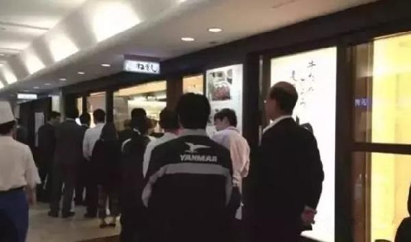 “奇葩”餐廳每平米日賣3.5萬，34年只開了34家店！