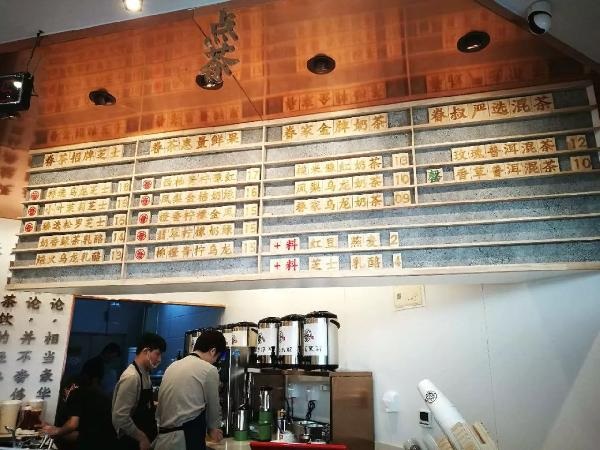 “嚴選菜單”成流行：它僅憑15款產(chǎn)品，8個月開火6家新店