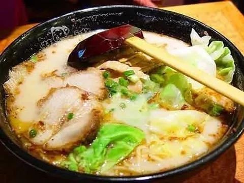 “5年千店”計劃泡湯、業(yè)績連續(xù)3年下滑，味千拉面為何身陷“中年危機”？