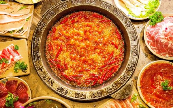 一個(gè)小事件，竟引發(fā)川渝火鍋地震，100多家火鍋店被下架|餐飲界