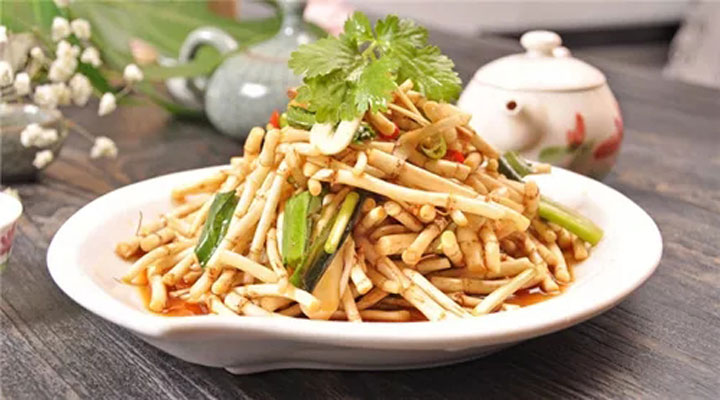 作為美食新食尚，春天吃野菜我們要注意哪些事項(xiàng)呢