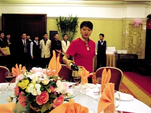 員工主動辭職，糊涂公司賠2萬余元！餐企如何規(guī)避用工風險？|餐飲界