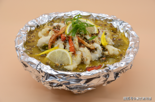 漁級棒酸菜魚美味標簽變身，被網(wǎng)友譽為“酸菜魚一號”|餐飲界