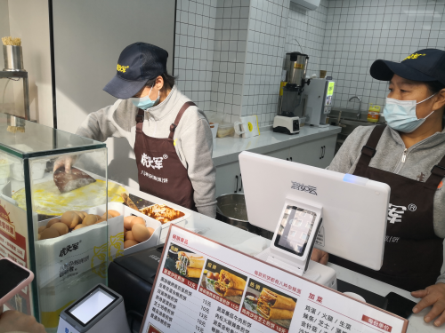 辛苦卻有奔頭有盼頭，虎頭軍煎餅2022年計(jì)劃新開超60家門店