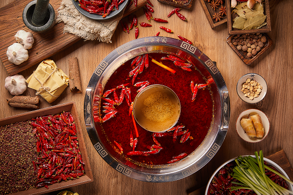 一把椒麻入熱湯，千年鮮香火鳳祥