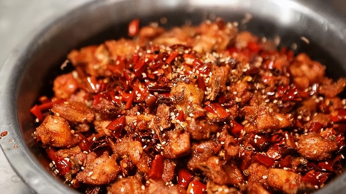 沒有火鍋和串串，川菜還能風(fēng)光起來嗎？｜案例