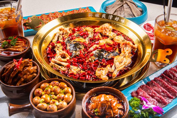 獨(dú)獲“2022年四川名火鍋”獎(jiǎng)，蛙二爺讓食客無法自拔的密匙藏在哪里？