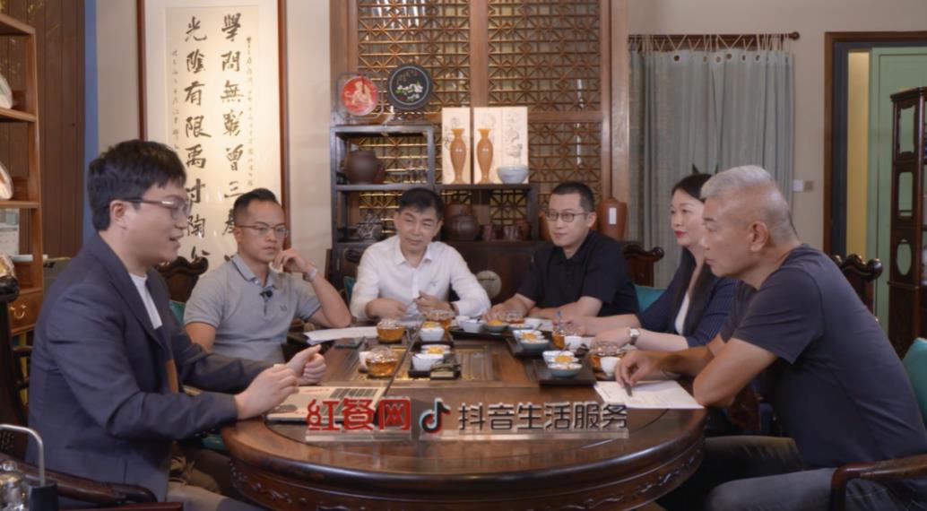 18位餐飲人齊聚，共同探討特殊時期線上經(jīng)營新趨勢、增長新方法
