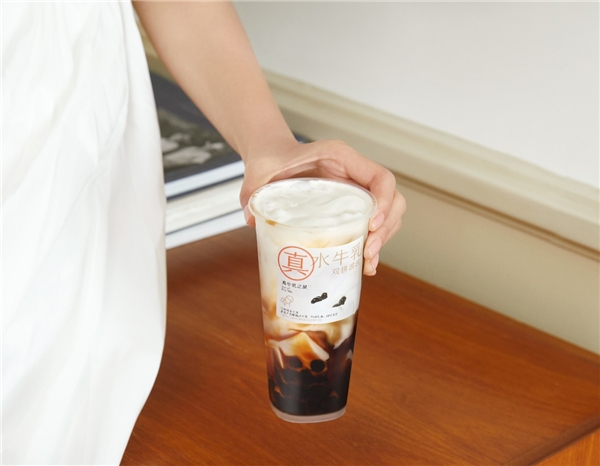 喜茶上新水牛乳雙拼波波，帶來全新真牛乳風(fēng)味|餐飲界