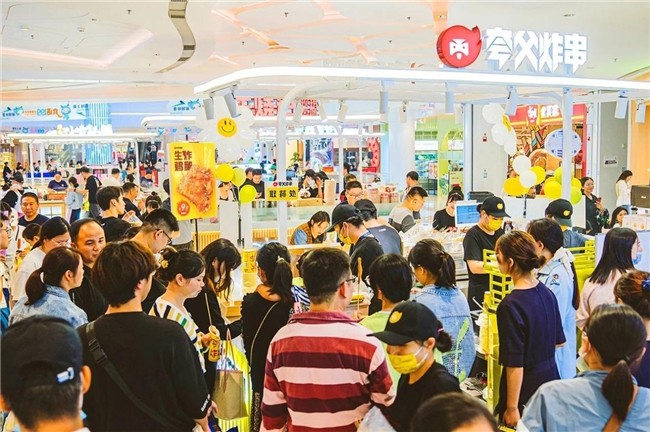 累計融資5億元，2024年開3000店，夸父炸串底氣何在？