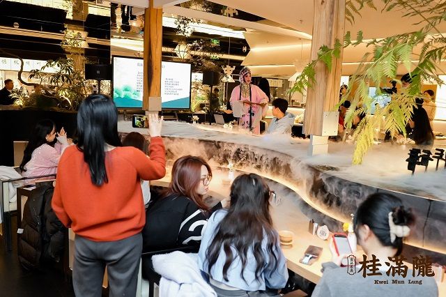 桂滿隴「江南流水席」登陸上海西岸夢中心：一席流水宴，半部江南史